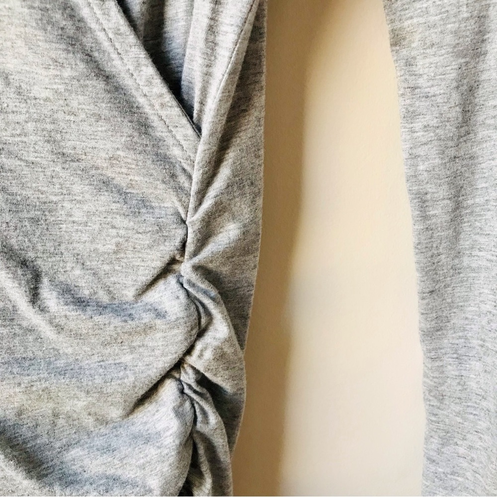 Moda Grey Ruched-Side Tee (Size M) - Picture 3 of 6